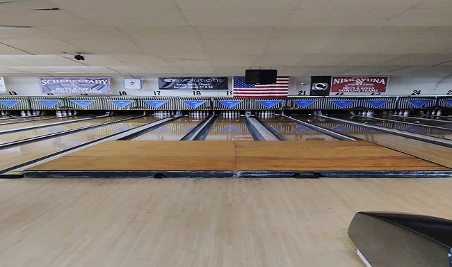 Best bowling alleys Albany lanes tournaments near you