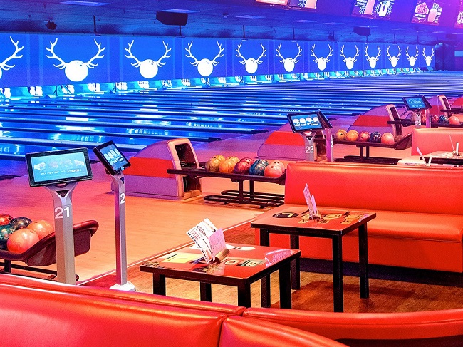 Best bowling alleys Atlantic City lanes tournaments near you