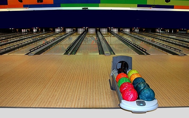 Best bowling alleys Columbia lanes tournaments near you