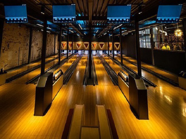 Best bowling alleys Liverpool lanes tournaments near you