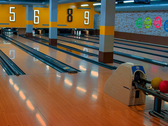 Best bowling alleys Seville lanes tournaments near you