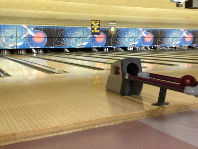 Local bowling shops leagues East Lansing buy balls your area