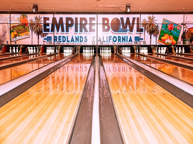 Best bowling alleys Riverside San Bernardino lanes tournaments near you