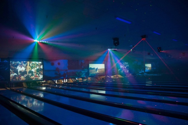 Best bowling alleys Quebec City lanes tournaments near you