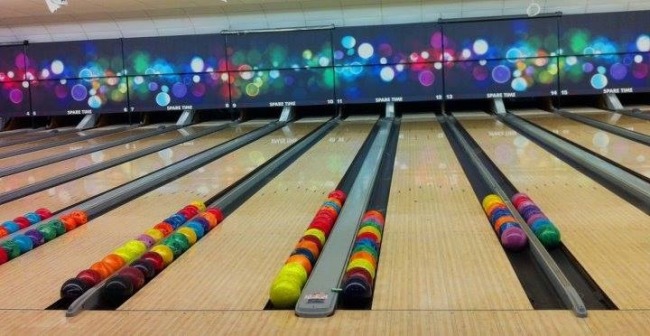 Best bowling alleys Toledo lanes tournaments near you