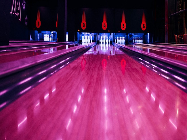  Best bowling alleys Glasgow lanes tournaments near you