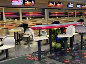 Best bowling alleys Kansas City lanes tournaments near you