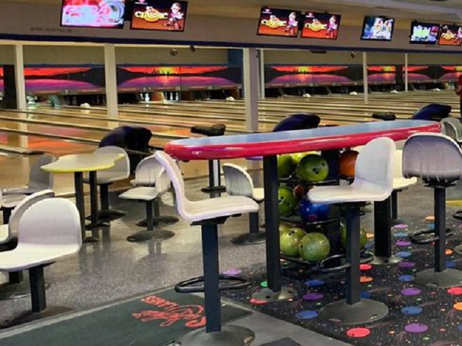 Bowling alleys KC Overland Park lanes tournaments near you