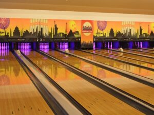 Best bowling alleys Lisbon lanes tournaments near you