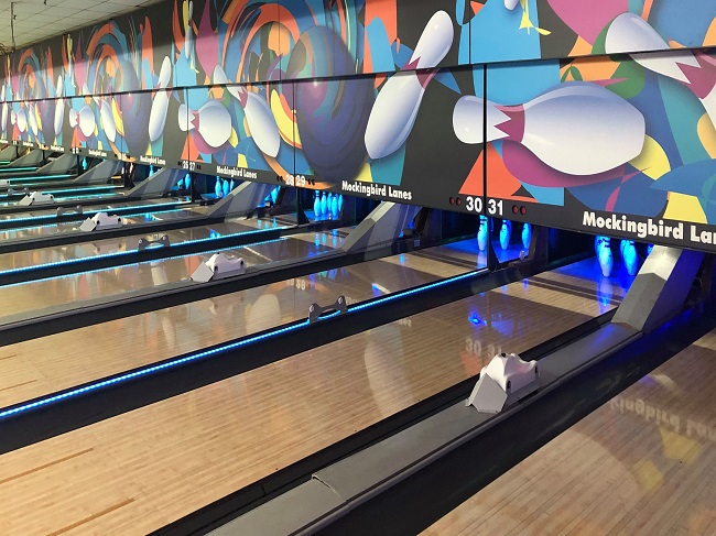 Best bowling alleys Omaha lanes tournaments near you