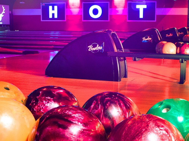 Best bowling alleys Tucson lanes tournaments near you