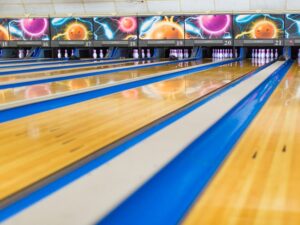 Best bowling alleys Austin lanes tournaments near you