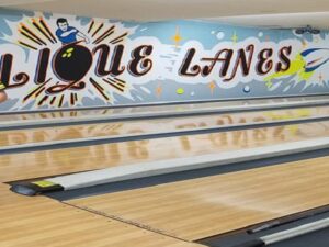 Best bowling alleys Grand Rapids lanes tournaments near you