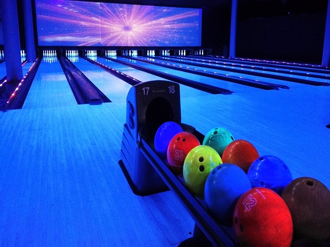 Best bowling alleys Helsinki lanes tournaments near you