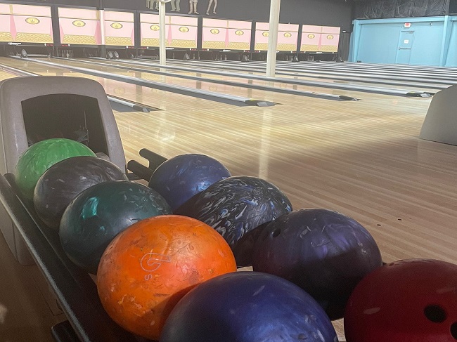  Best bowling alleys New Orleans lanes tournaments near you