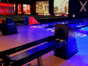 Best bowling alleys Syracuse lanes tournaments near you