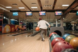 Best bowling alleys Gold Coast lanes tournaments near you